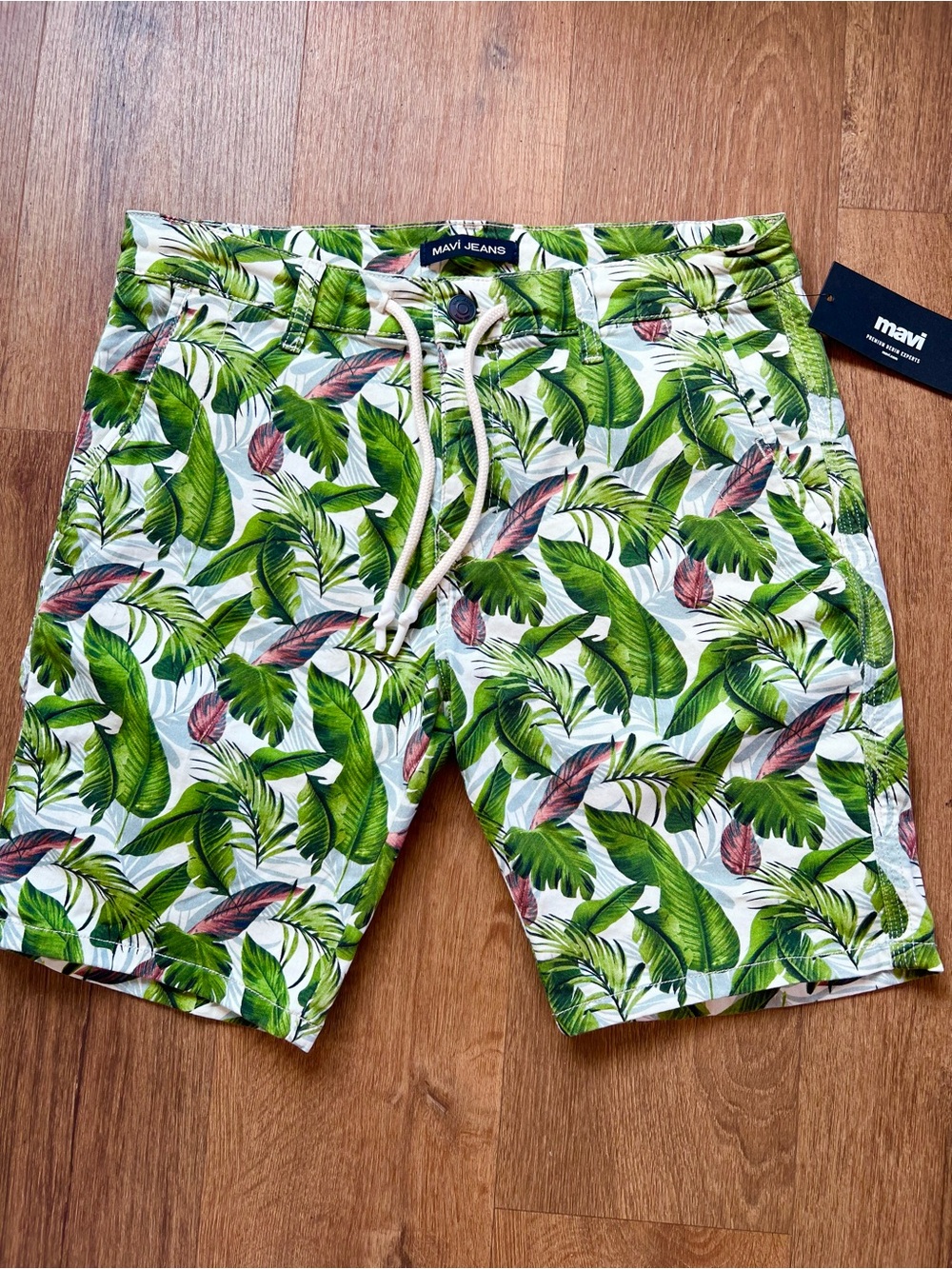 NWT Mavi Green Tropical Leaf Cotton Print denim Shorts Sz 34”